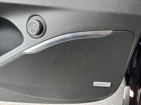 Used 2020 Buick Enclave Avenir w/ Avenir Technology Package FWD image 12
