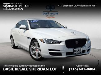 Used 2018 Jaguar XE Prestige image 1