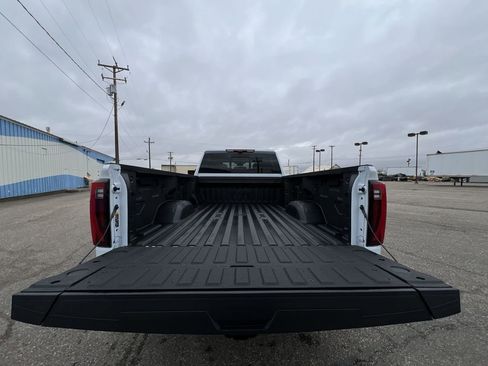 New 2026 GMC Sierra 3500 Denali w/ Denali Reserve Package image 27