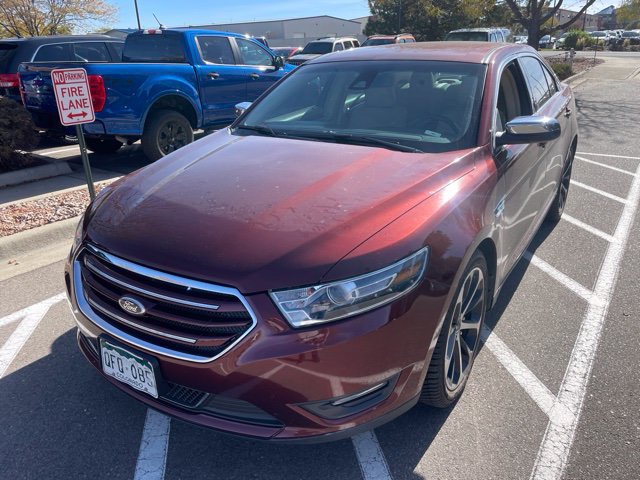 Used 2015 Ford Taurus Limited w/ Equipment Group 301A FWD image 2
