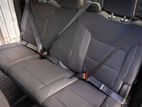 Used 2022 GMC Sierra 1500 SLE image 28