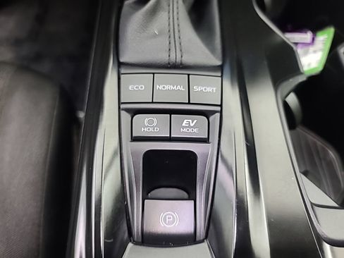 Used 2026 Toyota Camry LE FWD image 35