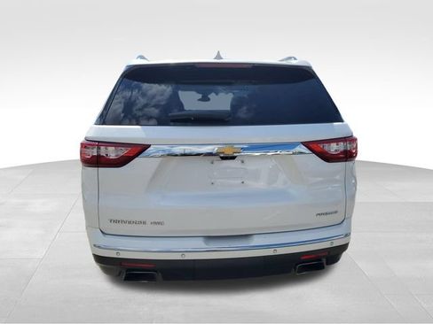 Used 2019 Chevrolet Traverse Premier AWD/4WD image 5