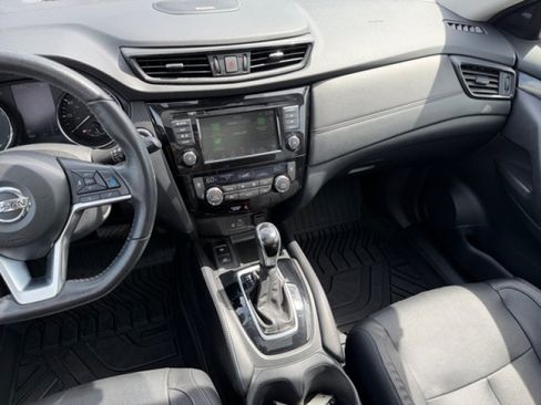 Used 2020 Nissan Rogue SL w/ Premium Package AWD/4WD image 14