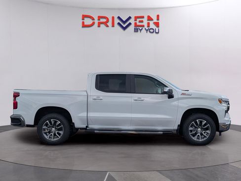 New 2026 Chevrolet Silverado 1500 LT AWD/4WD image 6