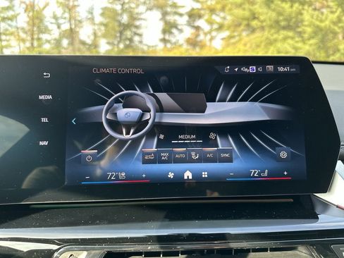 Certified 2025 BMW X1 xDrive28i w/ Convenience Package AWD/4WD image 24