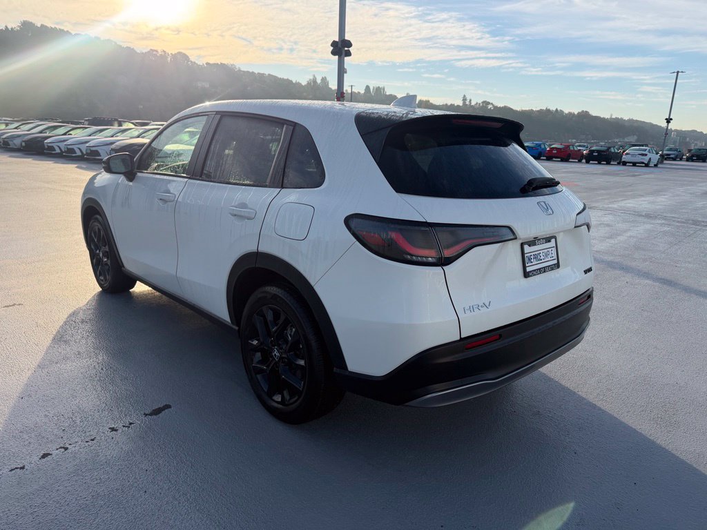 Certified 2024 Honda HR-V Sport image 9