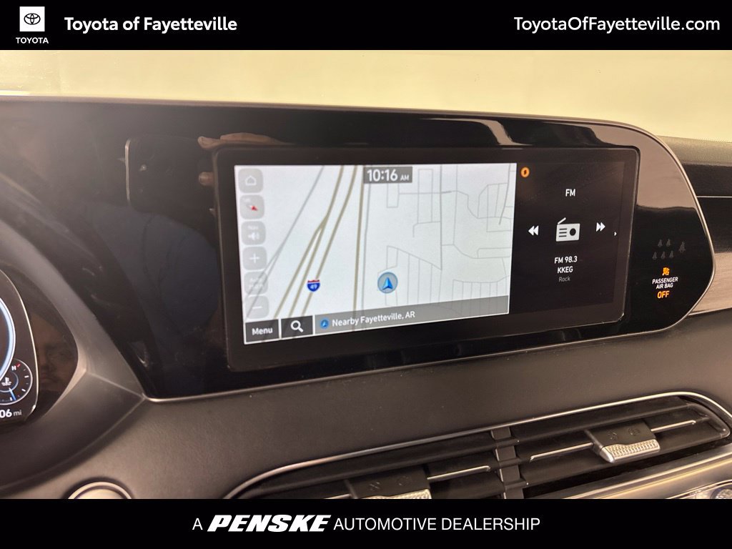 Used 2022 Hyundai Palisade Calligraphy FWD image 4