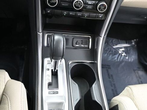 Used 2019 Subaru Ascent Premium image 13