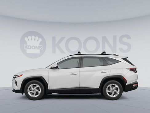 Used 2024 Hyundai Tucson SEL FWD image 2