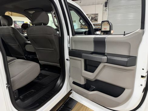 Used 2018 Ford F350 XLT AWD/4WD image 17