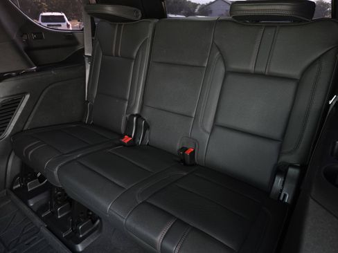 Used 2024 Chevrolet Tahoe RST w/ Luxury Package AWD/4WD image 35