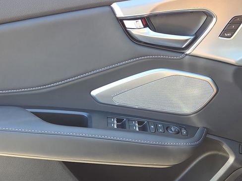 Used 2025 Acura RDX SH-AWD w/ Technology Package image 40