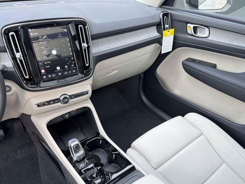 New 2026 Volvo XC40 B5 Plus w/ Protection Package Premier image 26