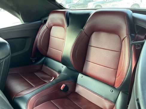 Used 2024 Ford Mustang GT Premium image 11