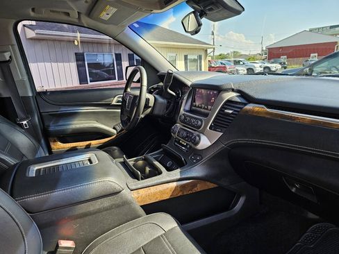 Used 2016 GMC Yukon Denali w/ Open Road Package AWD/4WD image 22