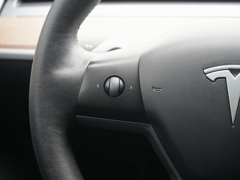 Used 2023 Tesla Model 3 Long Range image 17