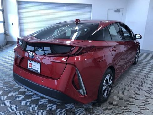 Certified 2019 Toyota Prius Prime Advanced FWD image 35