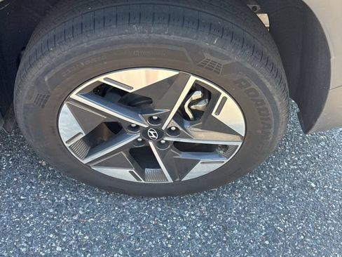 Used 2025 Hyundai Tucson SEL AWD/4WD image 11