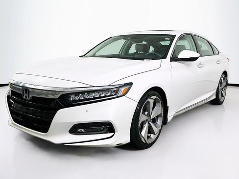 Used 2019 Honda Accord Touring image 1
