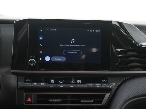 Used 2025 Toyota Camry SE FWD image 16