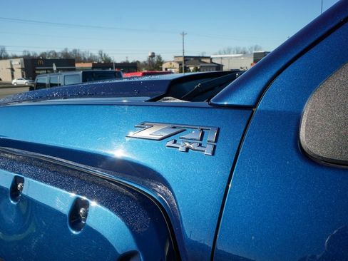 Used 2016 GMC Sierra 1500 SLT w/ SLT Preferred Package image 9