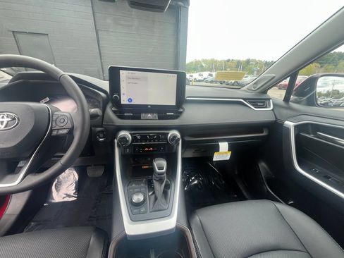 Used 2025 Toyota RAV4 Limited w/ Advanced Technology Package AWD/4WD image 33