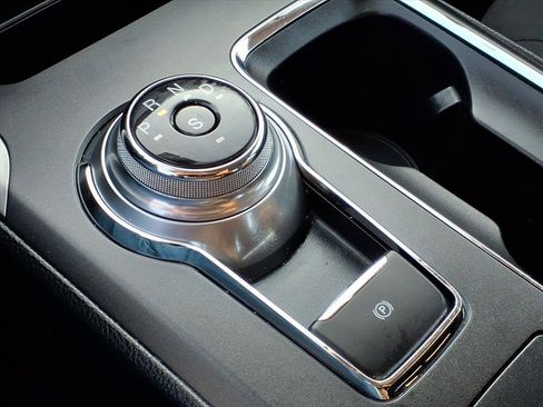 Certified 2019 Ford Fusion SE image 24