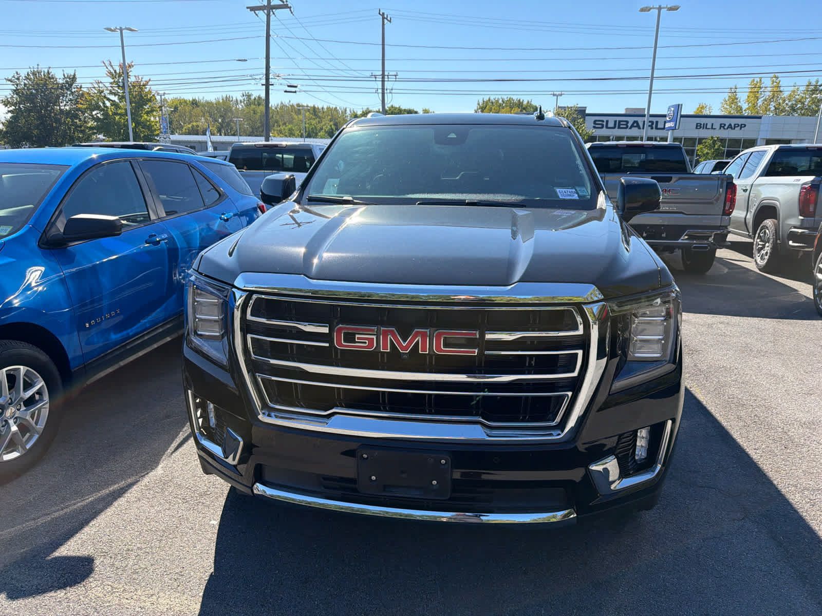 Used 2023 GMC Yukon SLT w/ SLT Premium Package AWD/4WD image 8