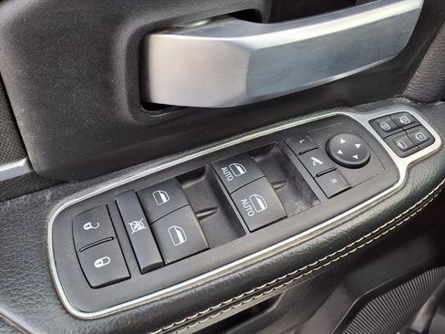 Used 2024 RAM 2500 Big Horn image 13