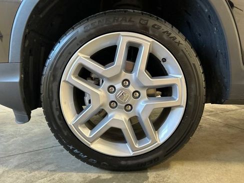 Certified 2024 Honda Passport EX-L image 11
