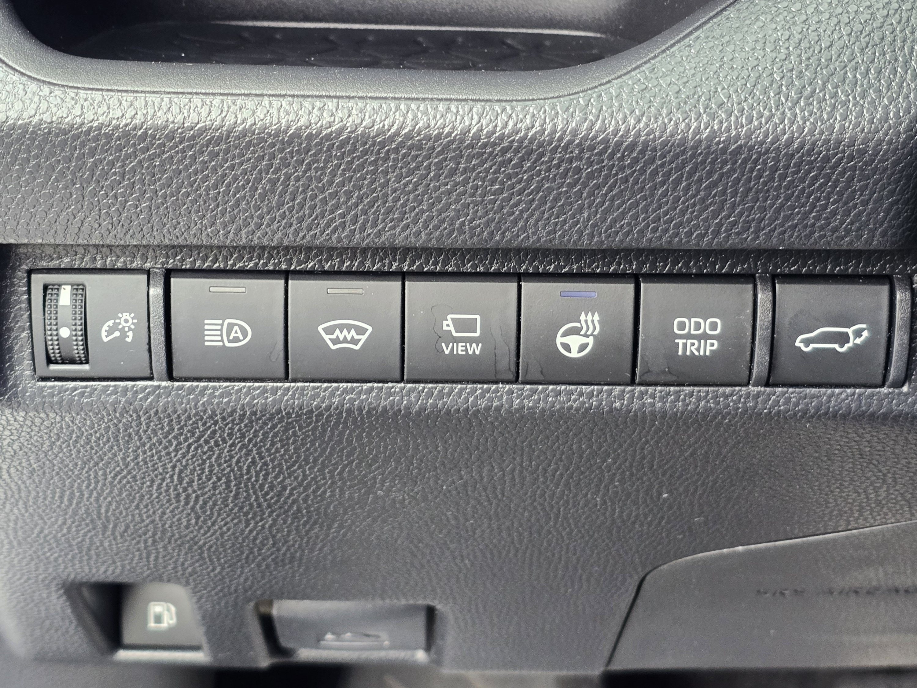 Used 2024 Toyota RAV4 XSE w/ Advanced Technology Package AWD/4WD image 21