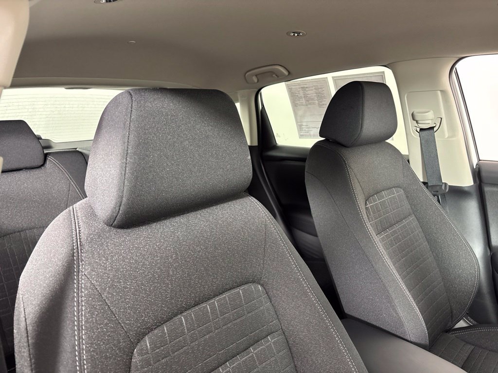 Used 2027 Honda HR-V LX image 14