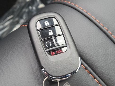 New 2026 Honda Pilot TrailSport image 36