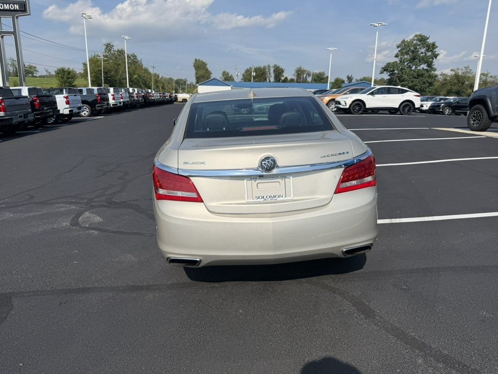 Used 2016 Buick LaCrosse FWD image 5