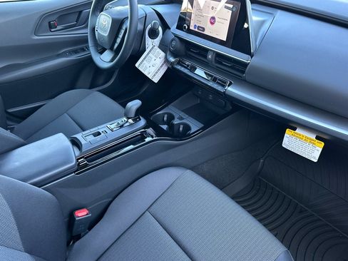 New 2026 Toyota Prius LE FWD image 15