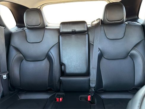 Used 2020 Jeep Cherokee Limited image 15