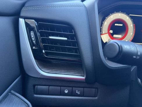 Certified 2024 Nissan Rogue Platinum w/ Platinum Premium Package image 24