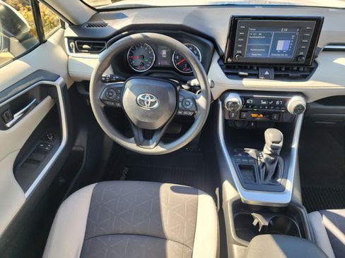 Used 2019 Toyota RAV4 XLE w/ Convenience Package image 20