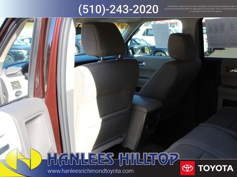 Used 2010 Ford Flex SE image 16