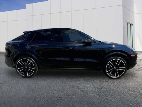 Certified 2022 Porsche Cayenne Platinum Edition AWD/4WD image 8