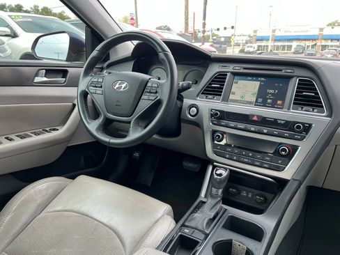 Used 2015 Hyundai Sonata Sport w/ Option Group 04 FWD image 13