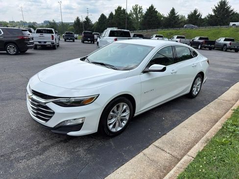 Used 2024 Chevrolet Malibu LT FWD image 3