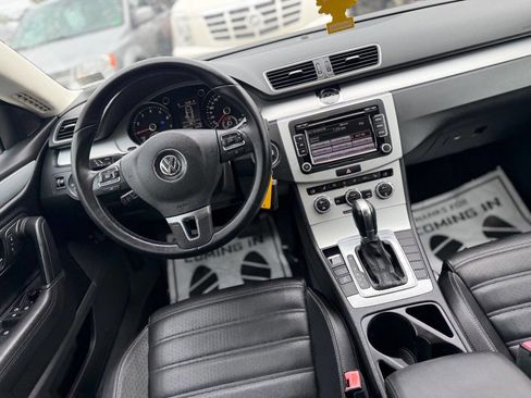 Used 2013 Volkswagen CC Sport image 15