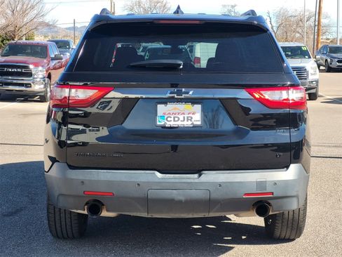 Used 2019 Chevrolet Traverse LT w/ LPO, Blackout Package image 6