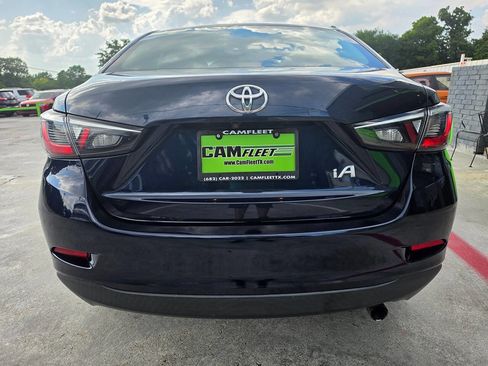 Used 2017 Toyota Yaris iA FWD image 14