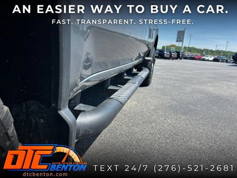 Used 2024 Chevrolet Silverado 2500 LT AWD/4WD image 9