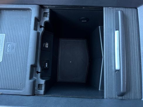 Used 2022 Honda Odyssey Elite image 34