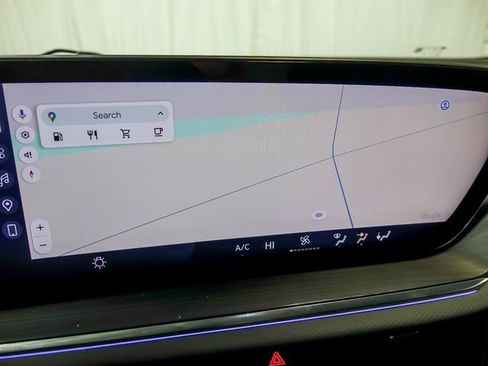 Certified 2025 Buick Envision Preferred image 22