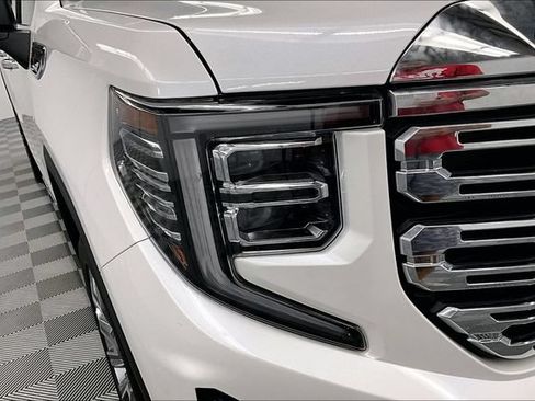 Used 2023 GMC Sierra 1500 Denali w/ Denali Reserve Package AWD/4WD image 36